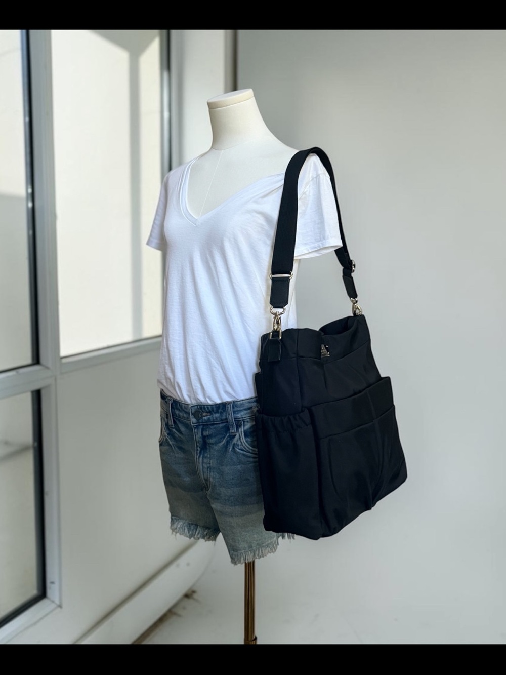 Kate Spade Black Nylon Multi Pocket Utility Diaper Crossbody Shoulder Tote - Picture 13 of 13